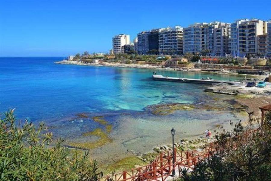 Deluxe Apartment With Valletta And Harbour Views Sliema Exterior photo